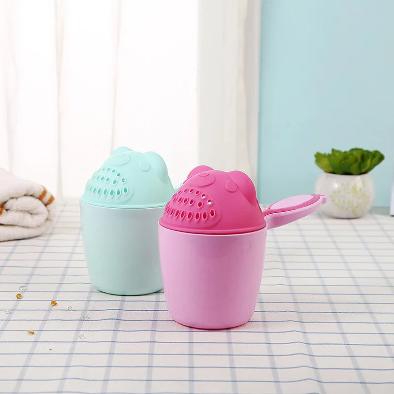 Cute Baby Bath Caps Toddle Shampoo Cup Children Bathing Bailer Baby Shower Spoons Washing Hair Cup Kids Bath Tool